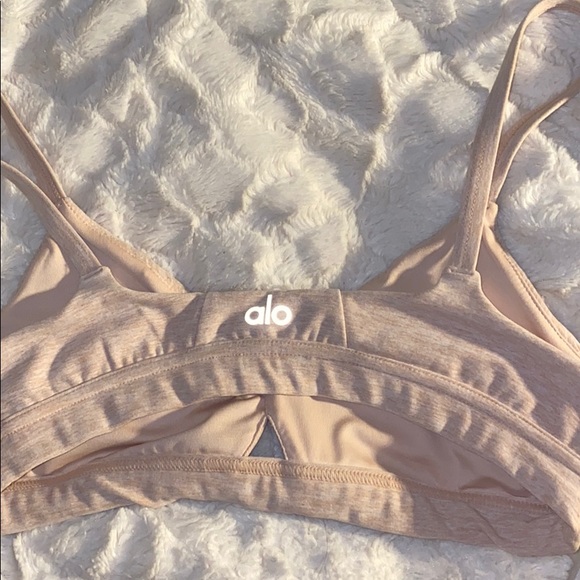Alo yoga bra - Picture 5 of 6